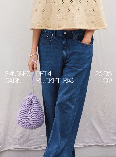 Hovedbilde 2606 DIY  Nr. 9 Petal Bucket Bag