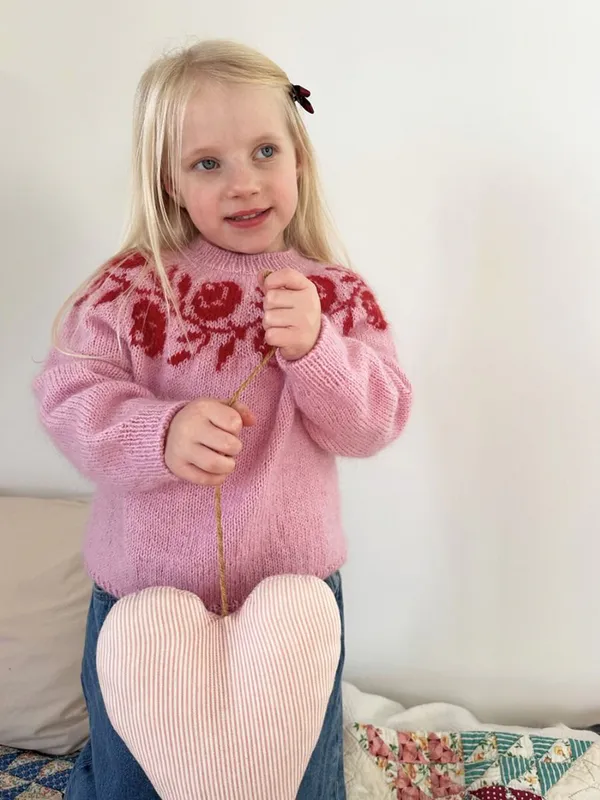 LHS-80 Rosie Yoke Sweater junior oppskrift