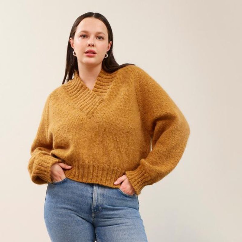 429-3 Niki V-halsgenser oppskrift