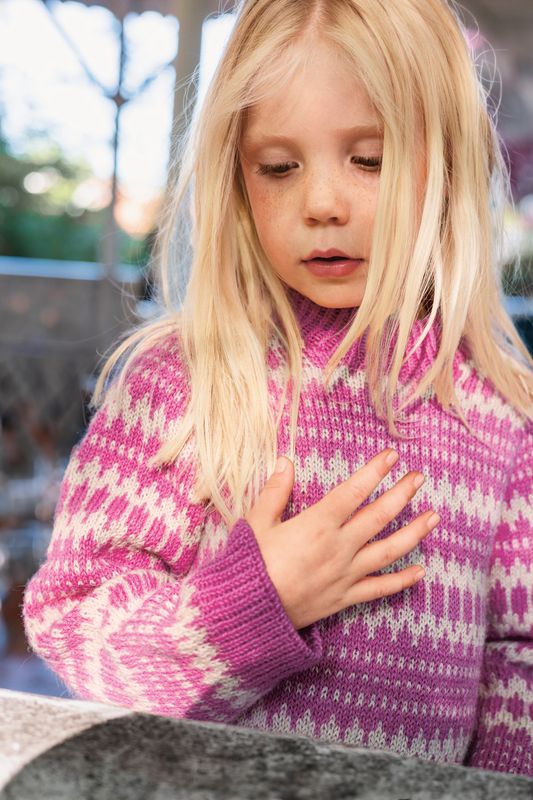 Kleiva Barnegenser (i Mini Alpakka)